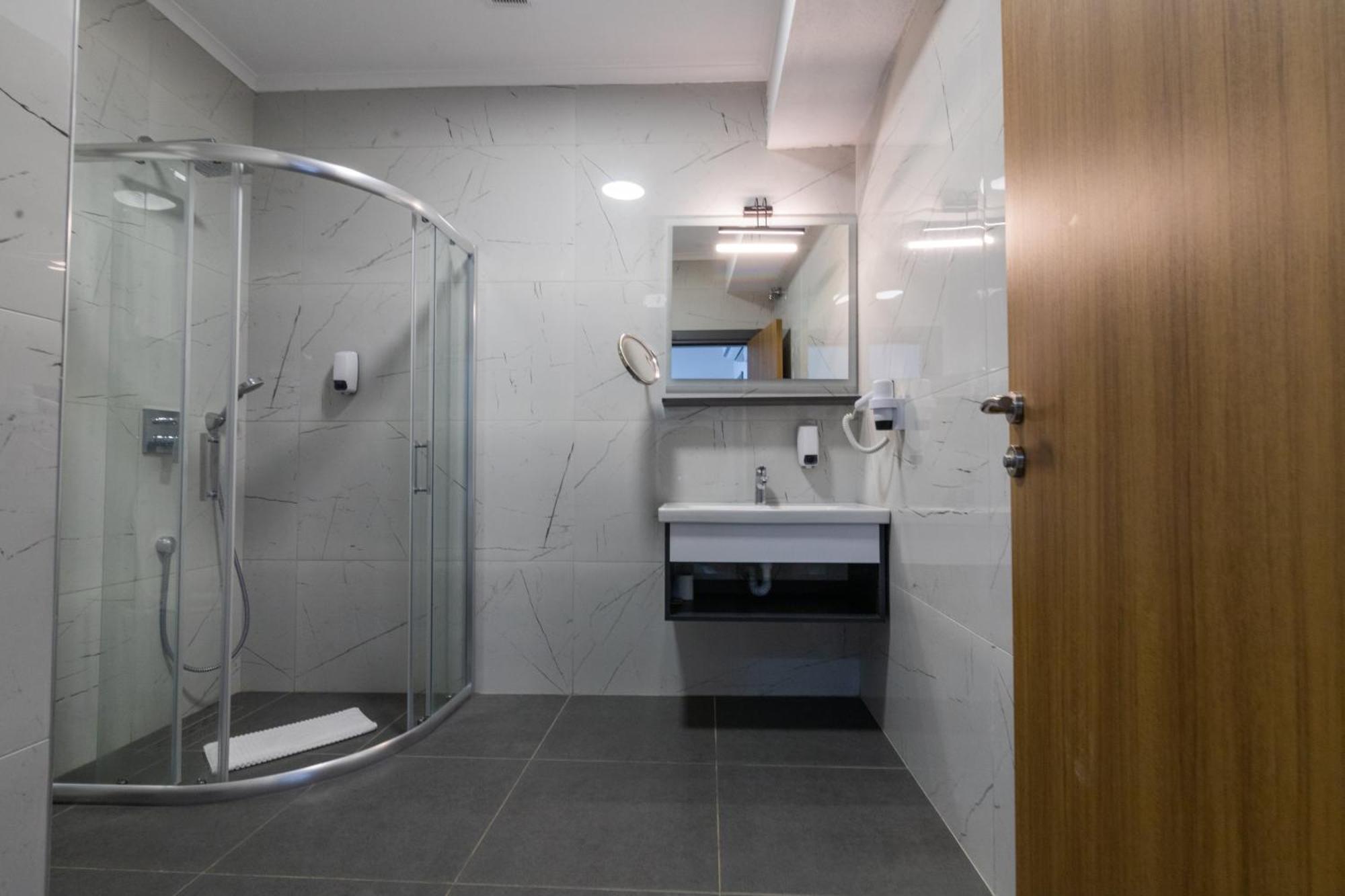 Fevzi Hoca Otel ترابزون المظهر الخارجي الصورة